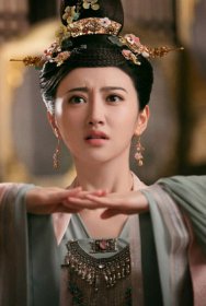 大唐榮耀沈珍珠被誰玷污了,并沒有被別人沾污過