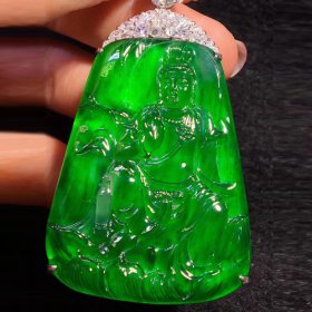 直播間的翡翠為啥便宜，一般都是用邊角料做的.帶有瑕疵