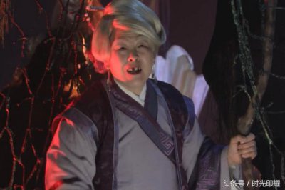 趙甲第奶奶出場(chǎng)是第幾集,趙家老佛爺在第15集左右出現(xiàn)了