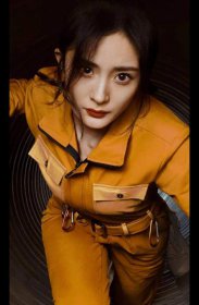 楊冪最想刪掉的照片,和郭敬明在活動上面的合照