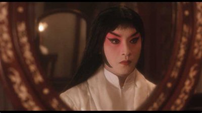 霸王別姬電影真正含義,呈現主人公程蝶衣的悲劇