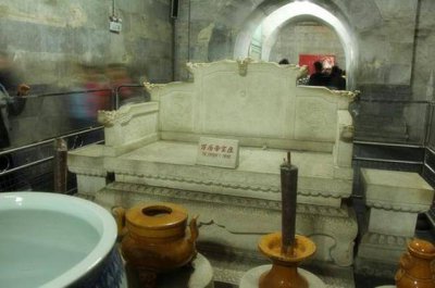 十三陵是誰的墓地,是明朝13位皇帝、23位皇后的墓地