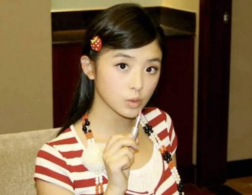 張含韻當(dāng)年發(fā)生了什么事，當(dāng)年和公司解約后失業(yè)了十年