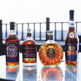 白蘭地和威士忌的區別,二種蒸餾酒的原料不同