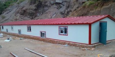 彩鋼板房多少錢一平米,造價大概在400元左右每平米