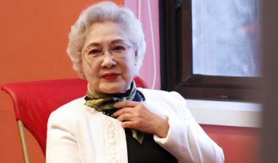 秦怡兒子和女兒不親的原因，再婚生子導致的