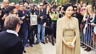 劉嘉玲當年遇到什么事，拒絕有黑道背景的公司拍電影被綁架